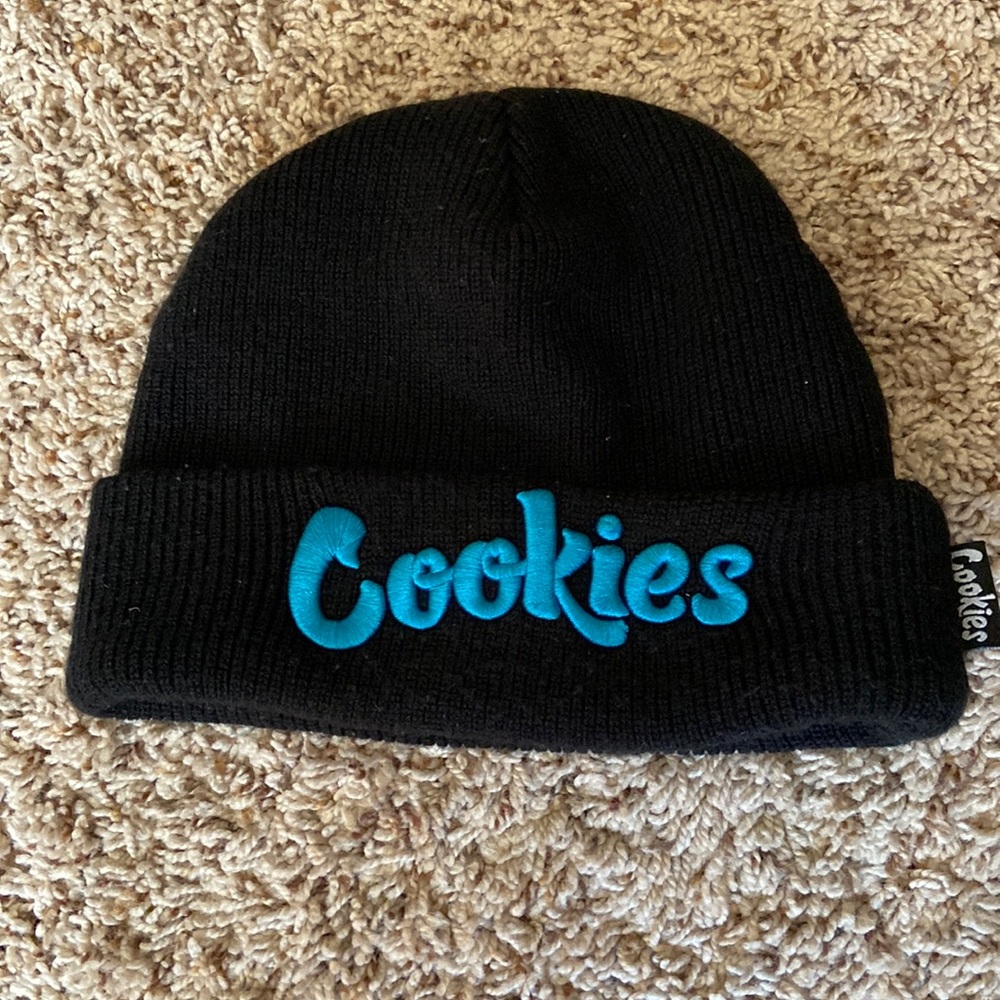Men’s COOKIES brand Beanie. Like new condition.